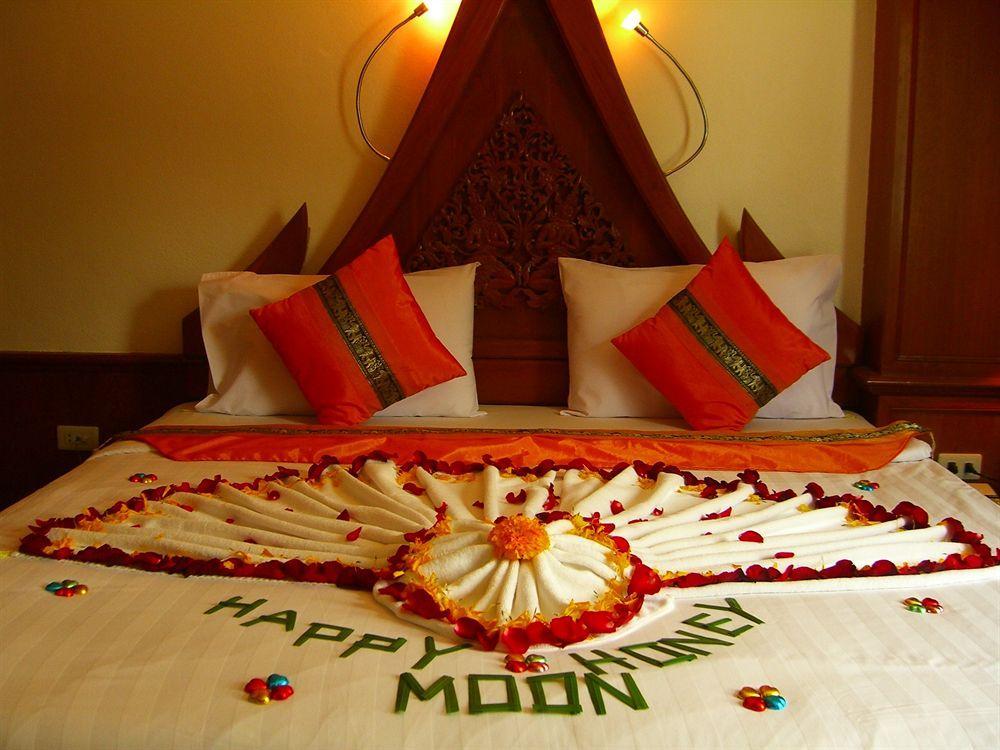Patong Beach Bed And Breakfast Екстер'єр фото