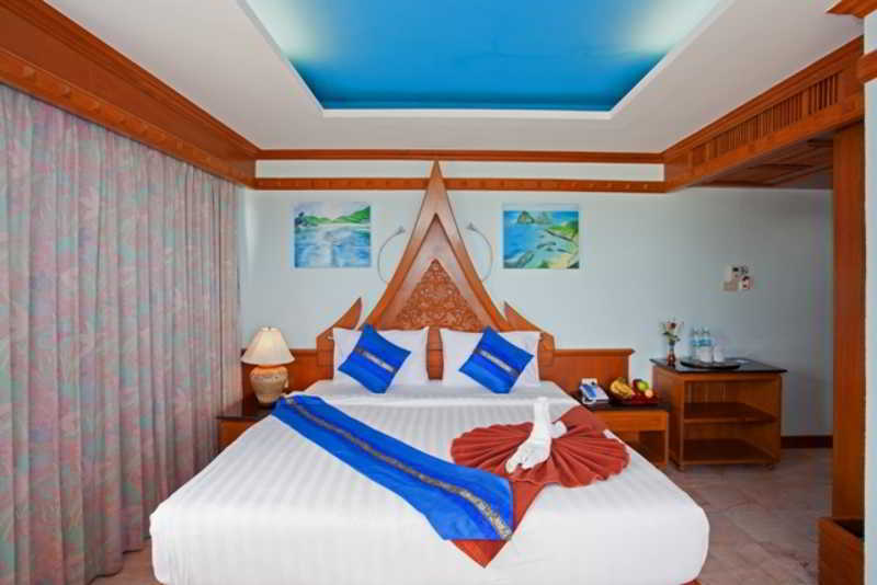 Patong Beach Bed And Breakfast Екстер'єр фото